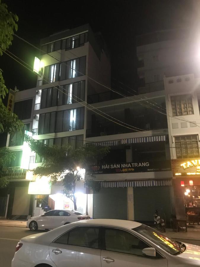 Straw Hat Nha Trang Exterior photo